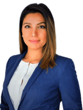 بهترین وکیل مهاجرت به اسلواکی شیرین تقوی