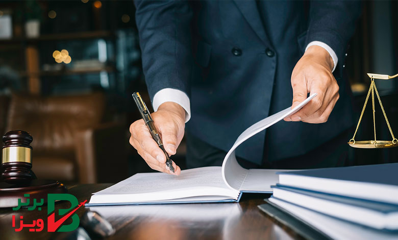 اهمیت وجود وکیل مهاجرت