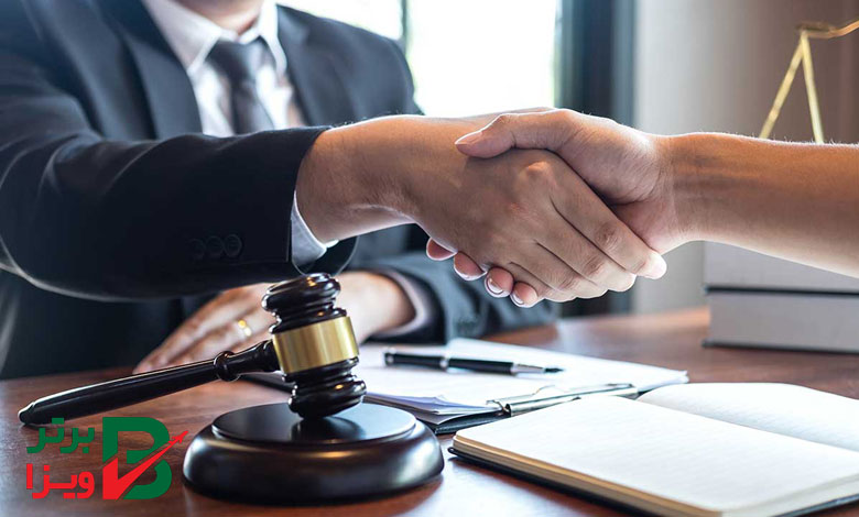 داشتن خصلت صداقت در وکیل