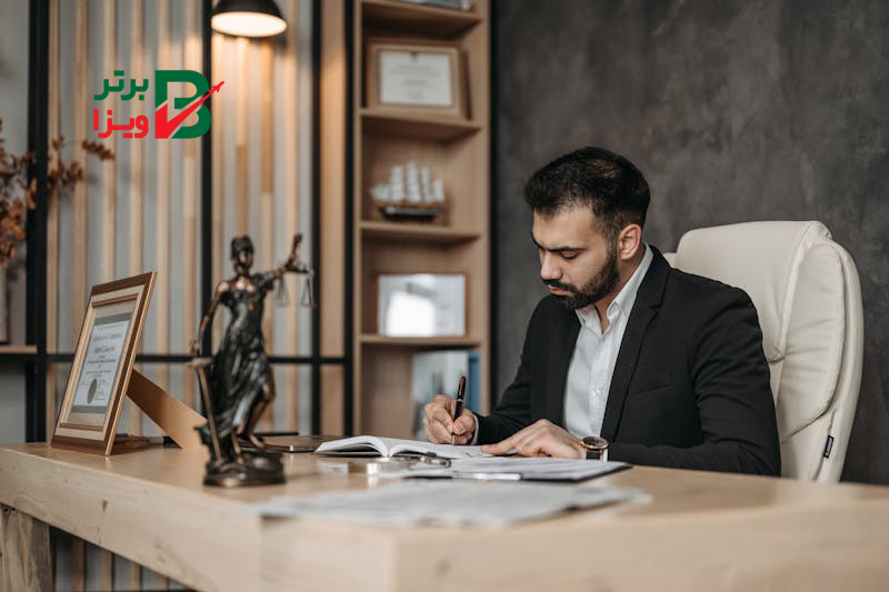 آیا می توان بدون وکیل مهاجرت کرد؟